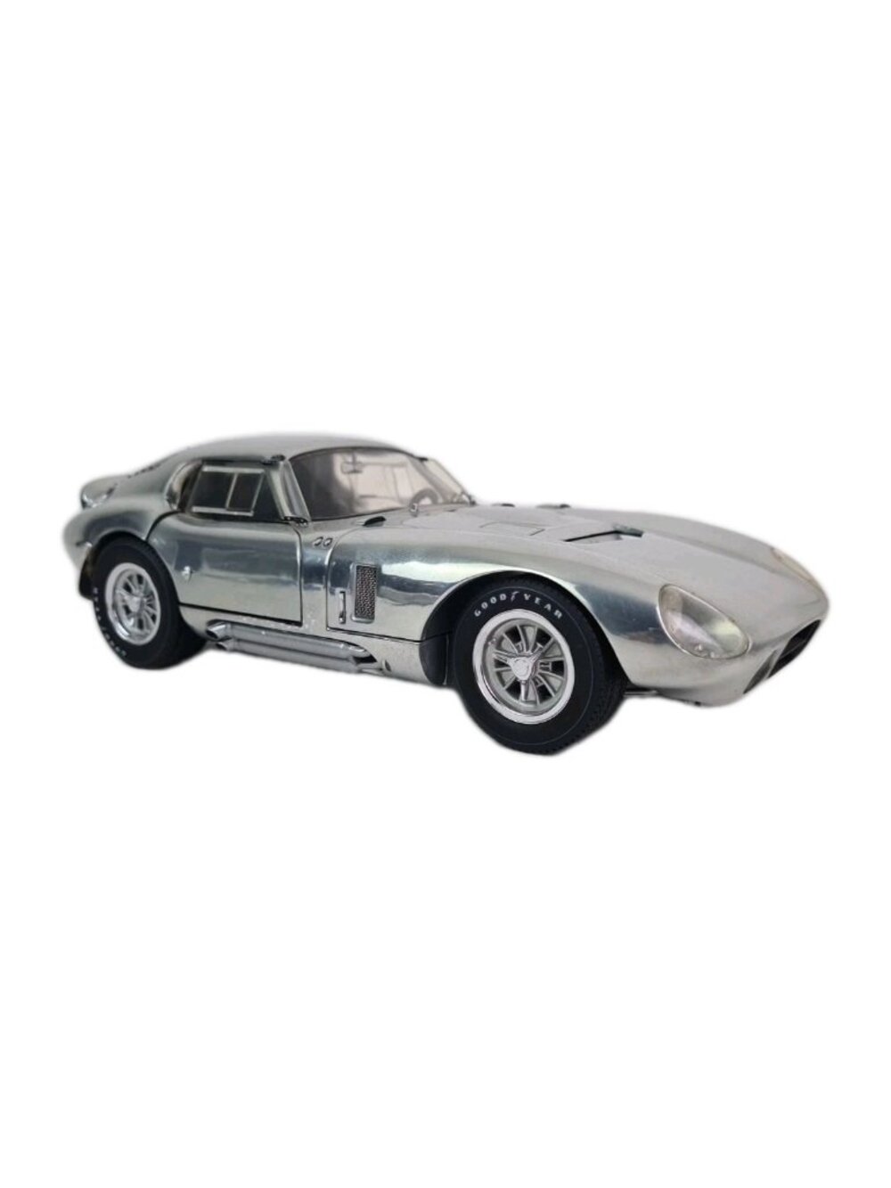 EXOTO Bare Metal  Shelby Cobra DAYTONA COUPE  1:18 Die Cast Racing Legends